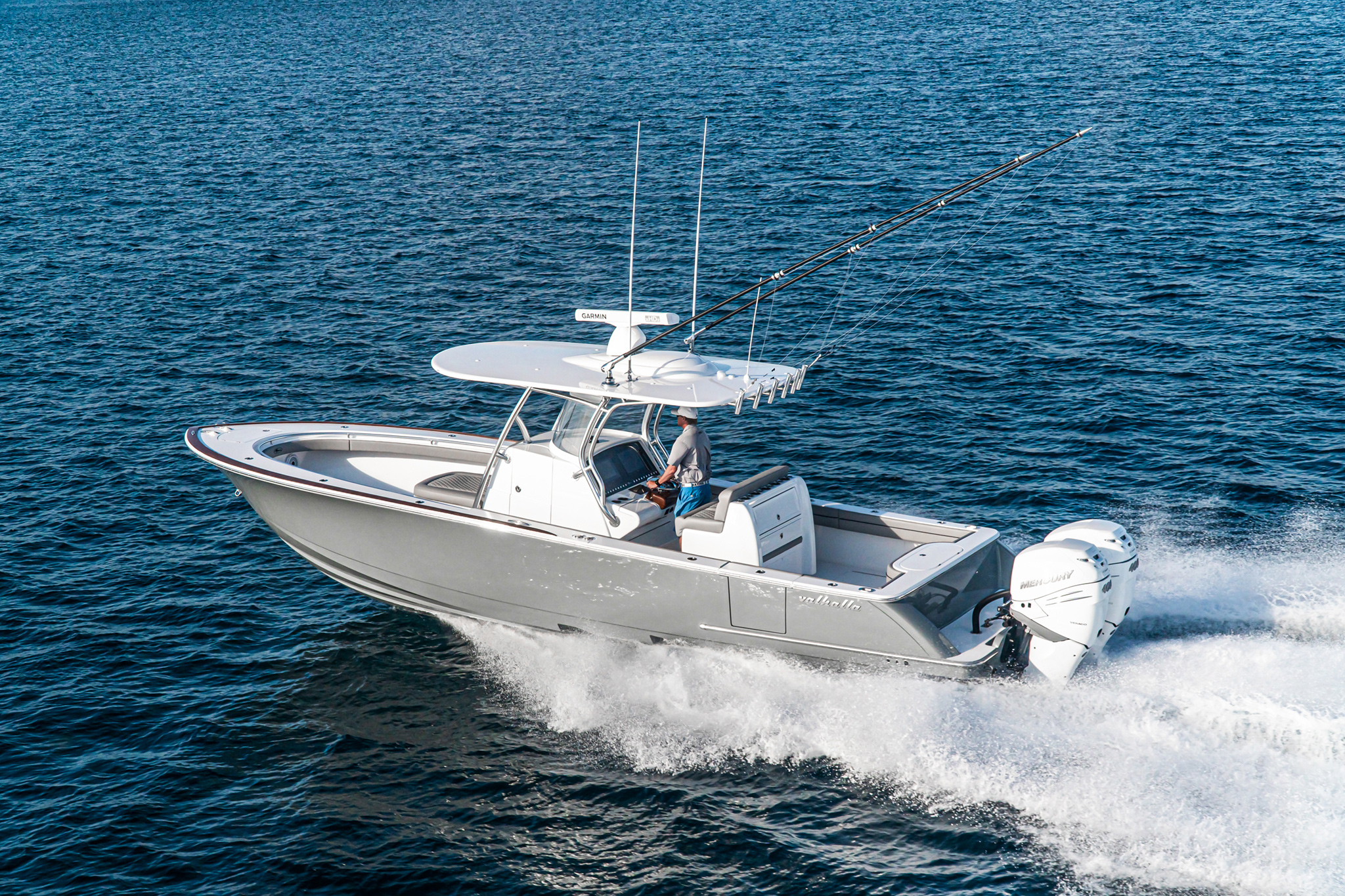 Power: twin 300s or 400s from Mercury or Yamaha 300s.